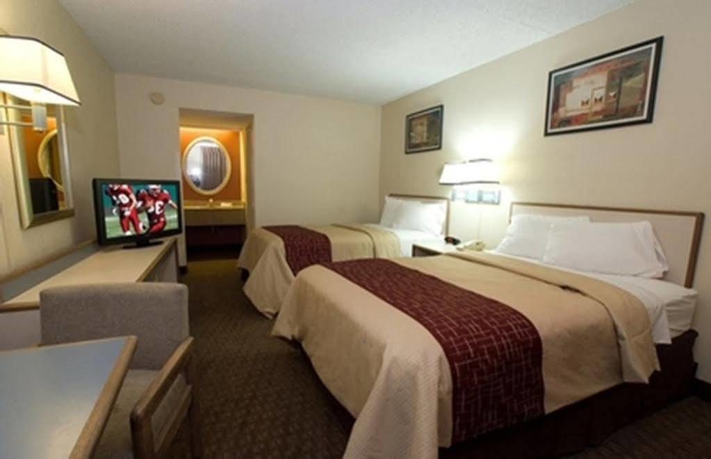 Red Roof Inn Danville, Pa Eksteriør billede